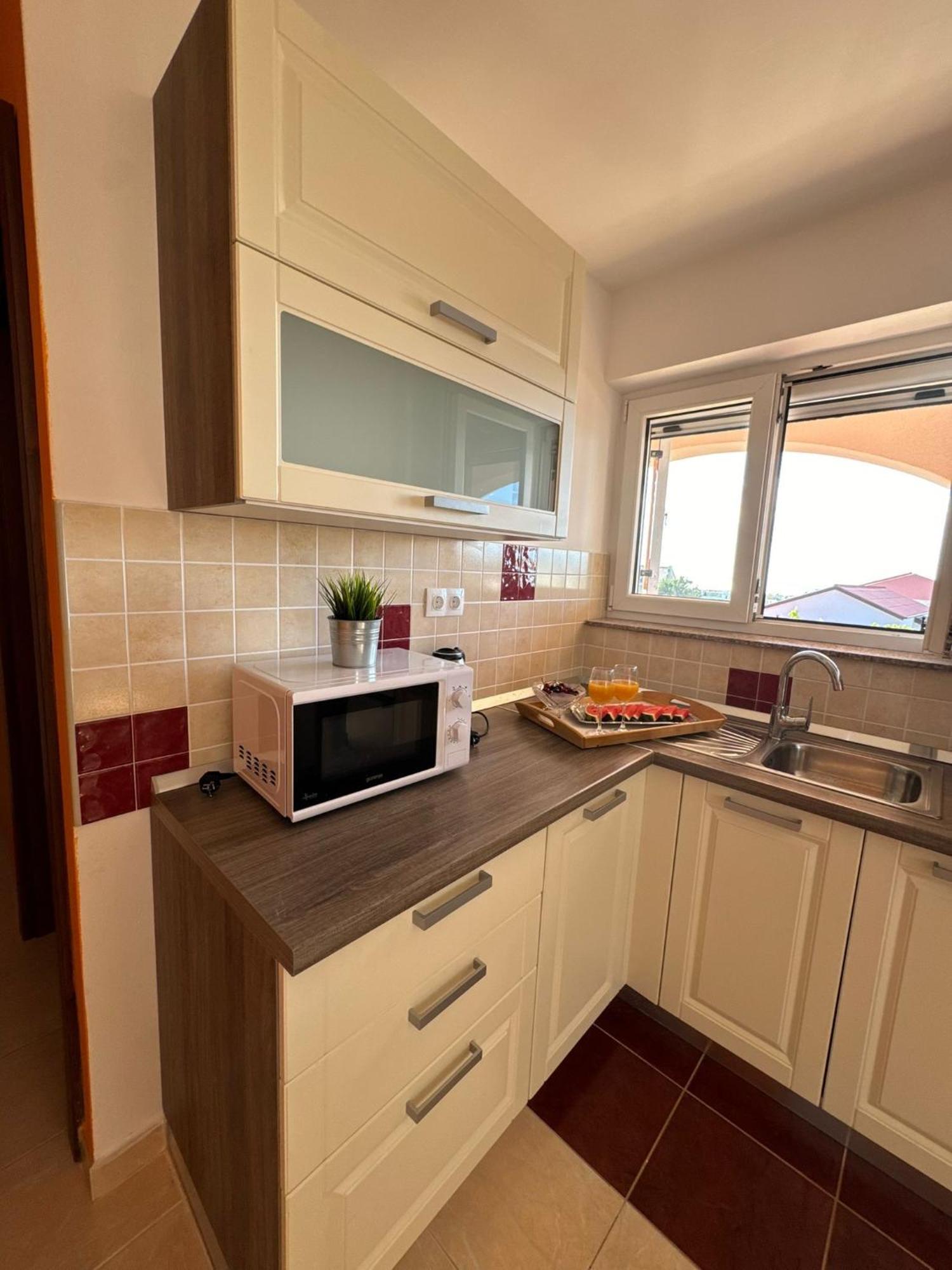 Apartmani "Bodulo" Povljana Exterior foto